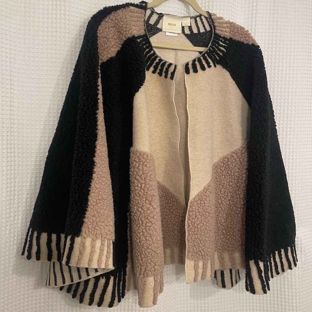 Anthropologie Maeve Black and Cream Capelet